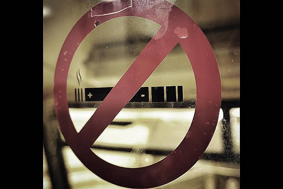 ВОЗ: впервые в истории уменьшается число курящих мужчин