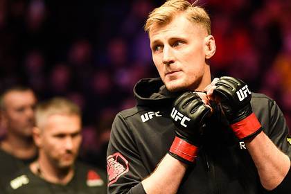 Российский боец UFC объяснил отказ от флага