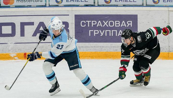 Хоккеисты "Сибири" забросили три безответных шайбы в ворота "Ак Барса"