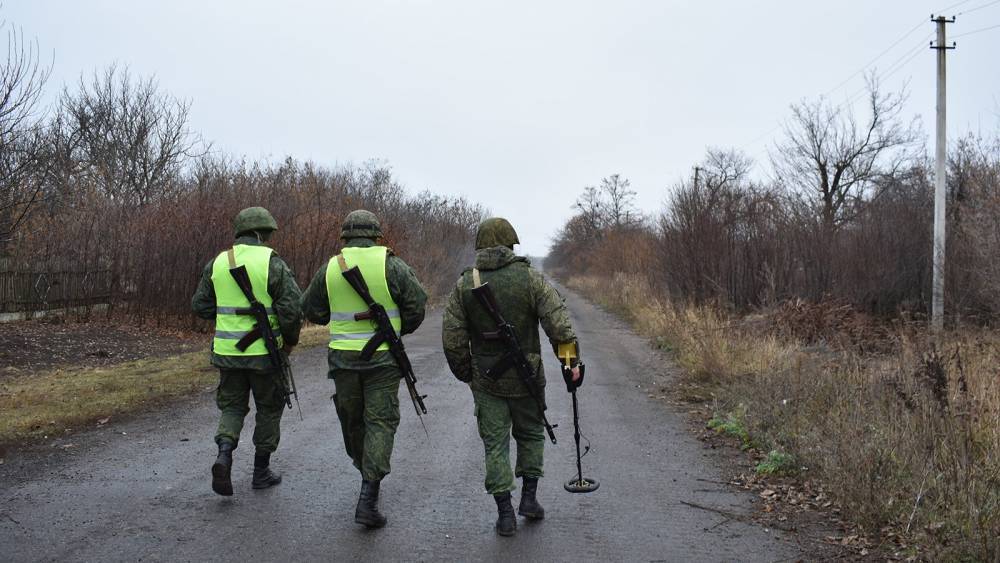 Крупные составы с вооружением двинулись в сторону Донбасса