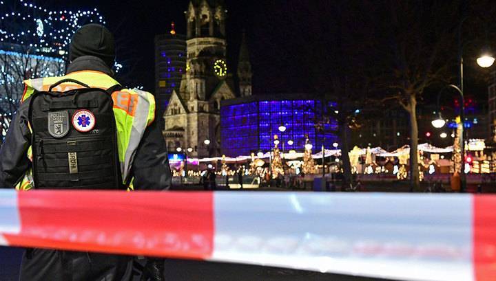 В Берлине из-за угрозы взрыва эвакуирована рождественская ярмарка