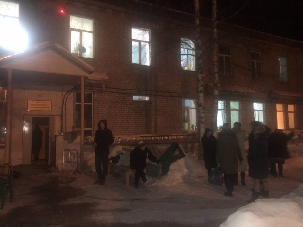Ночью в Архангельске загорелась квартира в жилом доме