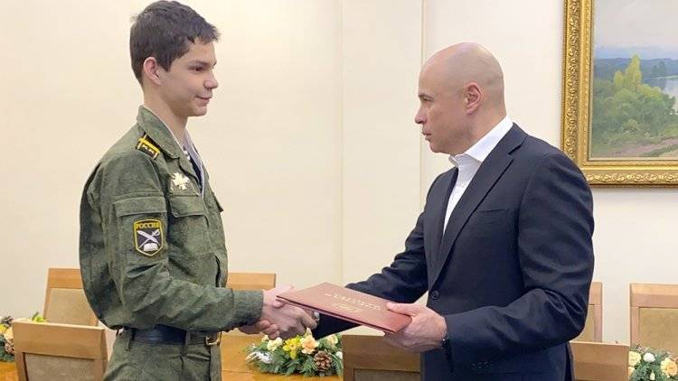 Губернатор Липецкой области поблагодарил кадета за спасение женщины