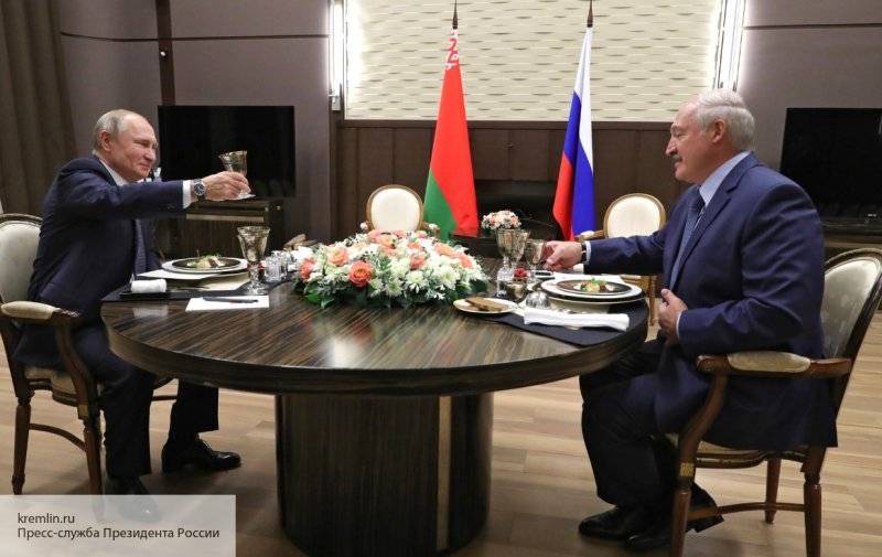 Лукашенко заявил о готовности встретиться с Путиным до конца года