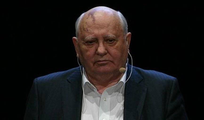 Горбачев заявил, что его болезнь начала отступать