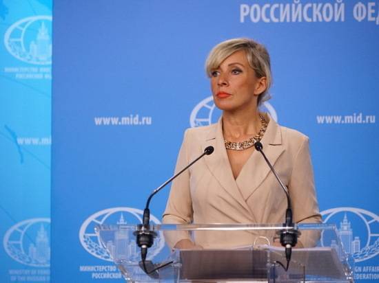 Захарова обвинила Польшу в агрессивной риторике после критики Путина