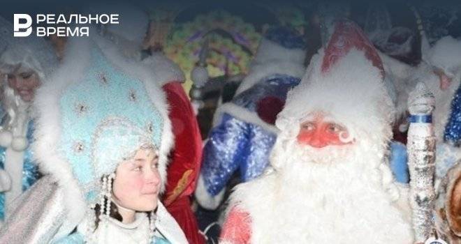 На вокзале Казань-1 в новогоднюю ночь пассажиров поздравят Дед Мороз и Снегурочка