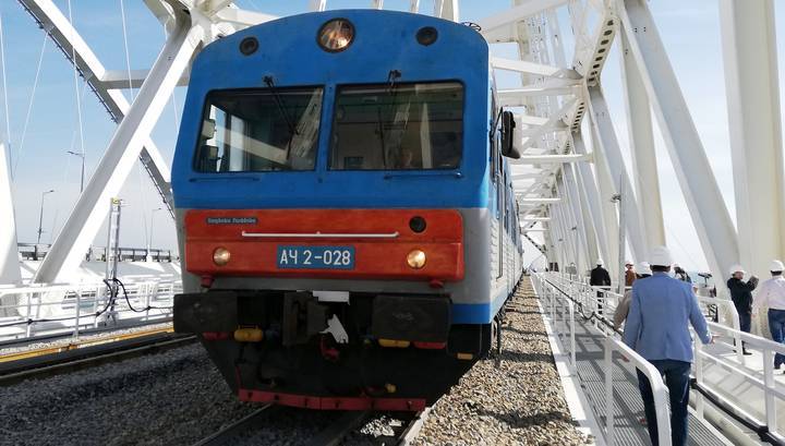 Заказчик строительства: ж/д часть Крымского моста готова к приему поездов