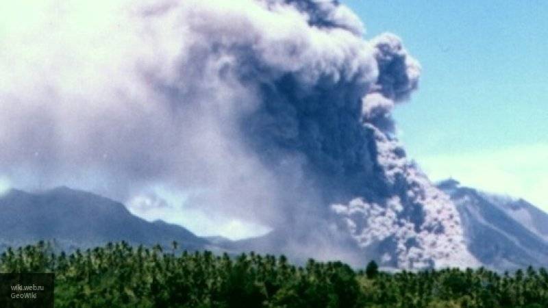 Число погибших от извержения вулкана в Новой Зеландии выросло до 17 человек