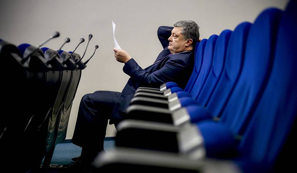 Порошенко потребовал санкций против украинских компаний за контакты с "Газпромом"