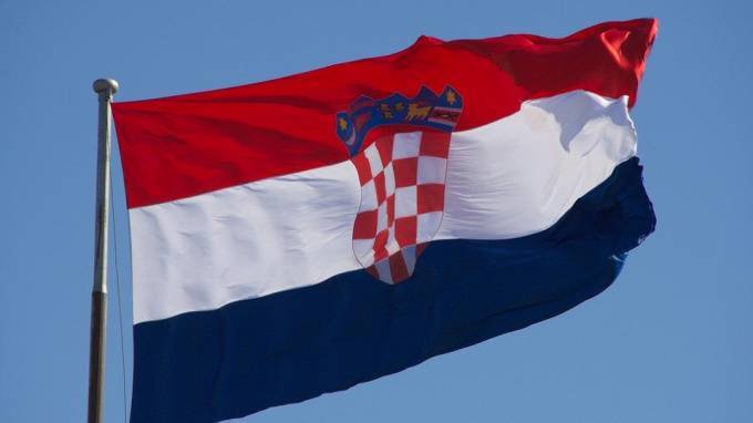 Первый тур президентских выборов в Хорватии не выявил победителя