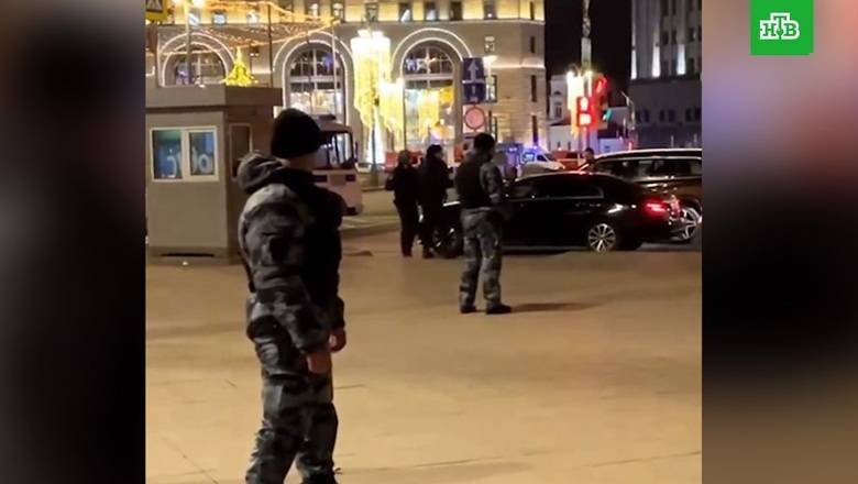 Стрельбу на Лубянке в Кремле назвали проявлением безумия