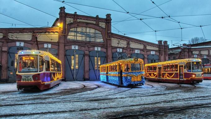 Стал известен график работы трамваев и троллейбусов в новогоднюю ночь