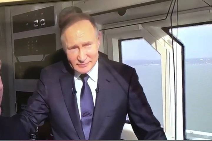Путин открыл железнодорожное сообщение по Крымскому мосту