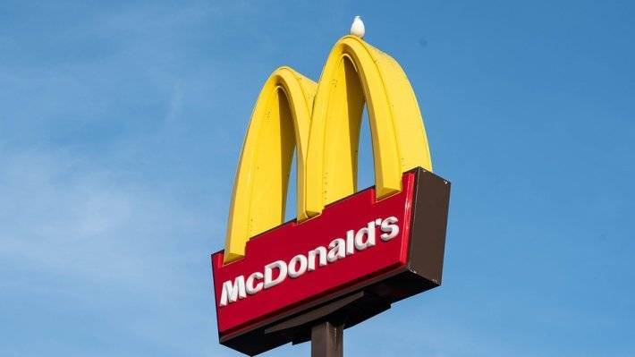 McDonald’s оправдал сотрудников, которые не пустили погреться замерзшего в Тюмени мужчину