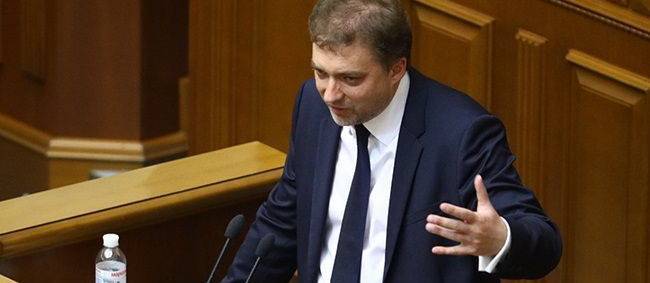 Министр обороны Зеленского вляпался в скандал с фиктивным тендером