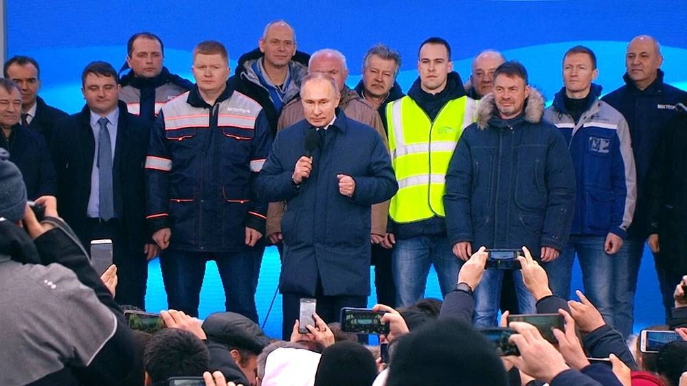 "Проект мирового уровня": Путин поблагодарил строителей Крымского моста