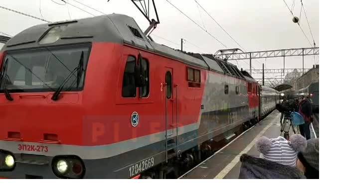 Видео: из Петербурга отправился первый поезд&nbsp;в Севастополь