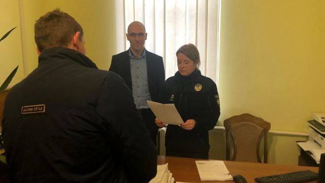 Жителю Львовщины грозит пять лет тюрьмы за избиение полицейского в пьяном виде