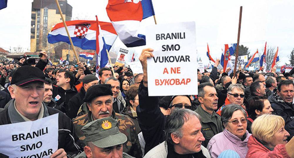 Хорваты избивают и убивают сербов спустя 20 с лишним лет после войны