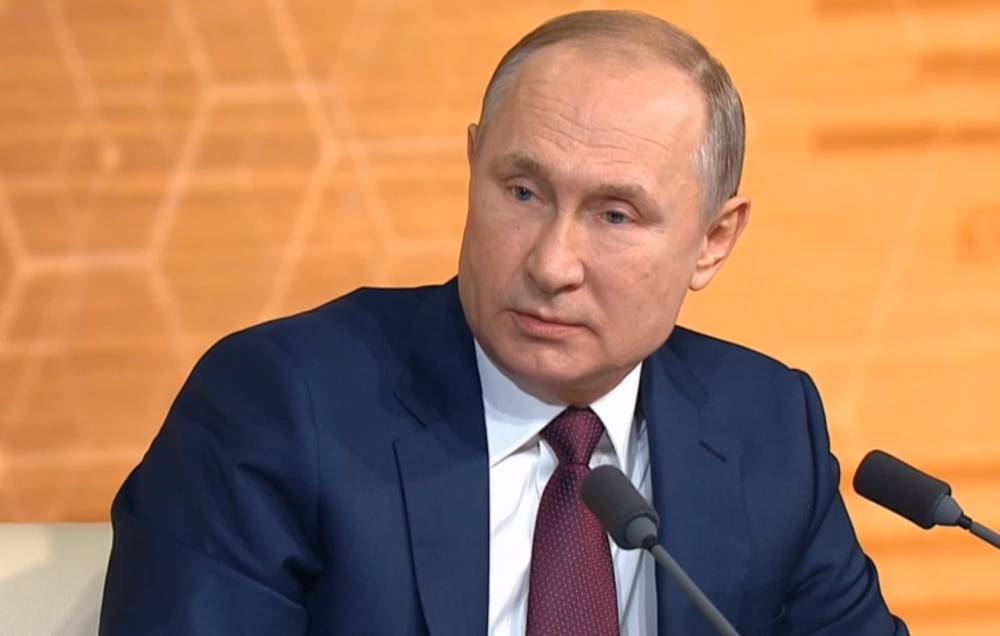 Путин осудил ситуацию с помехами работе малого бизнеса