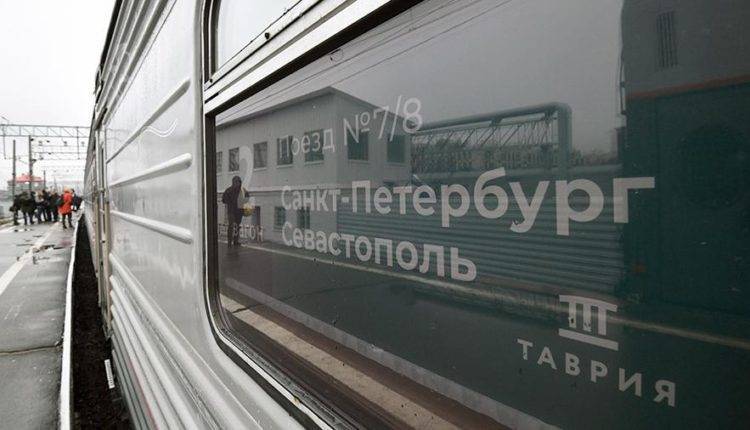 Оператор допустил увеличение числа поездов в Крым при высоком спросе