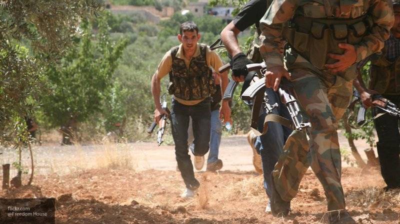 Армия Сирии продолжает наступать на позиции боевиков "Джебхат ан-Нусры"*