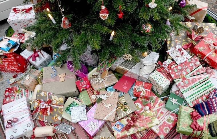 Россияне рассказали о самых ужасных подарках на Новый год