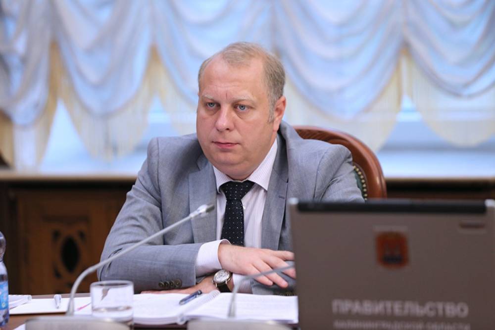 Гольдман ушел с поста вице-премьера по настоянию губернатора Калининградской области