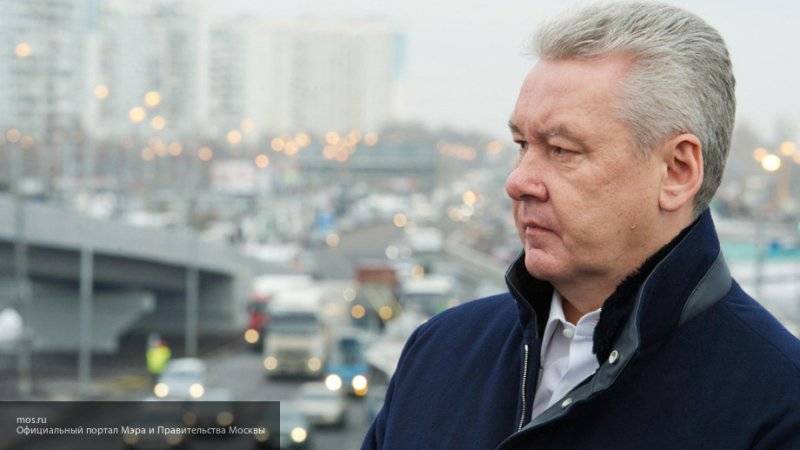 Мэр Москвы открыл подъездную дорогу к станции метро "Филатов Луг"
