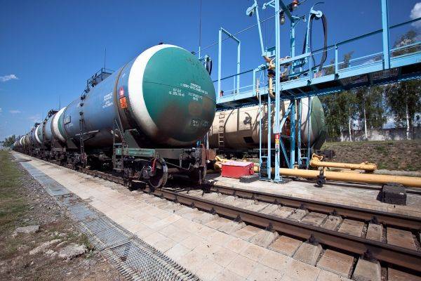 Белоруссия резко сократила экспорт нефтепродуктов