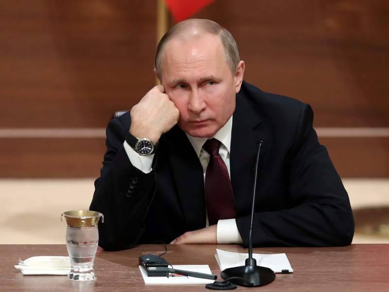 "Слышали, мужики?": Путин пошутил, как поднять рождаемость с помощью улиток