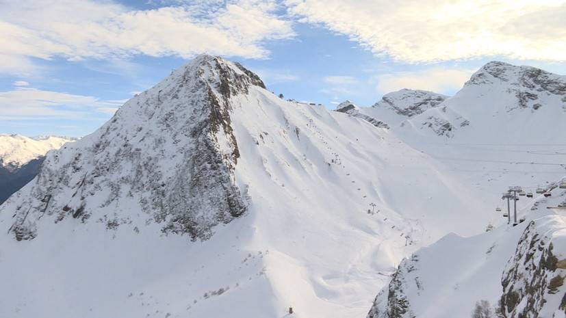 «Около 70% туристов возвращаются к нам»: в администрации сочинских горнолыжных курортов рассказали о зимнем сезоне