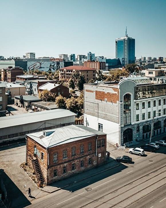 В мэрии Челябинска прокомментировали ситуацию вокруг исторического дома на улице Труда