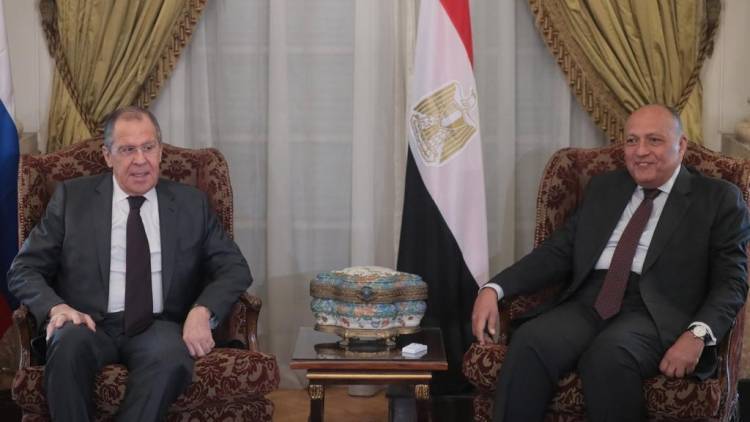 Лавров обсудил с главой МИД Египта ситуацию на Ближнем Востоке с акцентом на Ливию