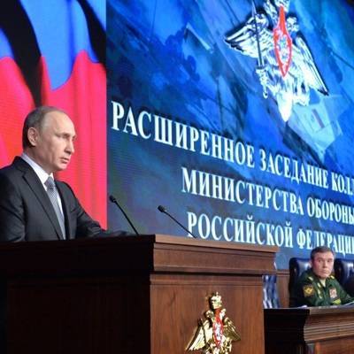 Путин назвал "полным бредом" резолюцию Европарламента о Второй мировой войне