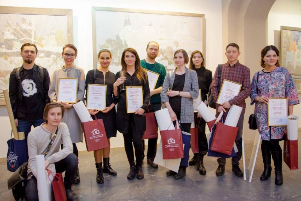 Победителей конкурса молодых художников наградили в Санкт-Петербурге