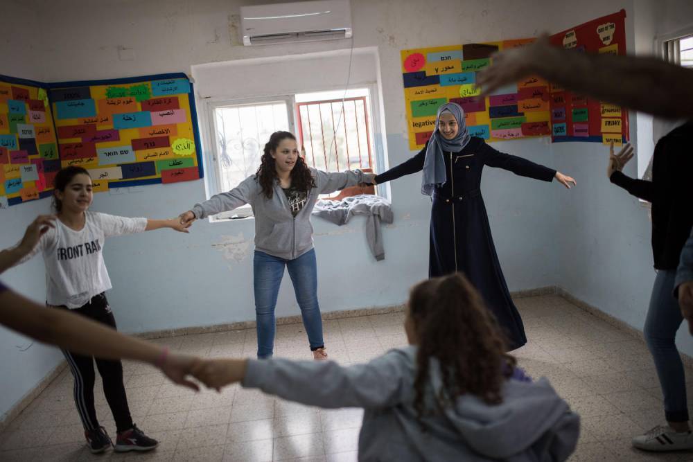 Арабская молодежь в Израиле больше всех в регионе обеспокоена правами меньшинств