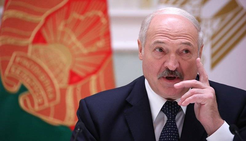 Лукашенко грозит уйти на Запад, если Россия не даст дешевых нефти и газа