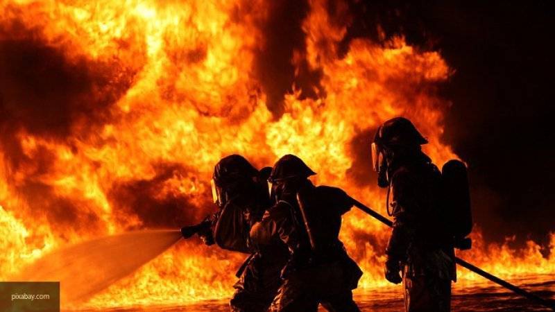 Три человека пострадали при пожаре в жилом доме в Тюмени