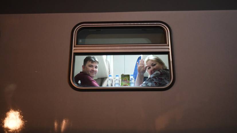 Первый поезд из Петербурга в Крым прибыл в Симферополь
