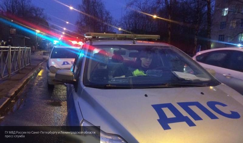 В Пушкинском районе Петербурга пешеход погиб под колесами иномарки