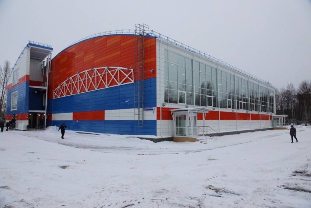 В Северодвинске открыли новый ФОК на Яграх со специальным паркетом