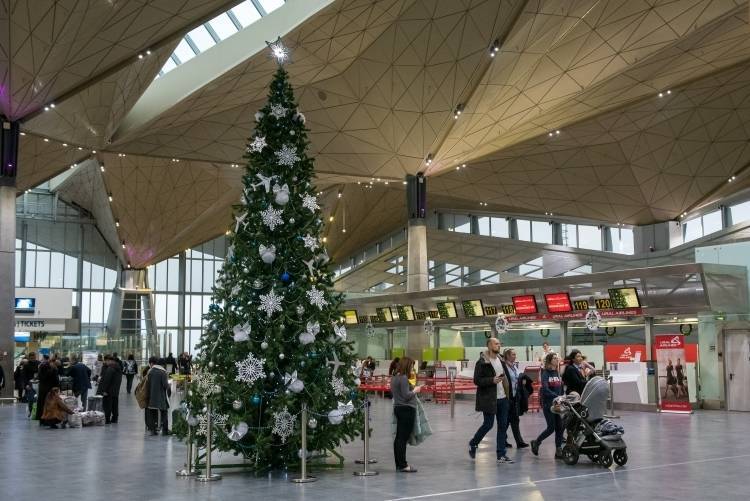 Пулково откроет дополнительные рейсы в новогодние праздники
