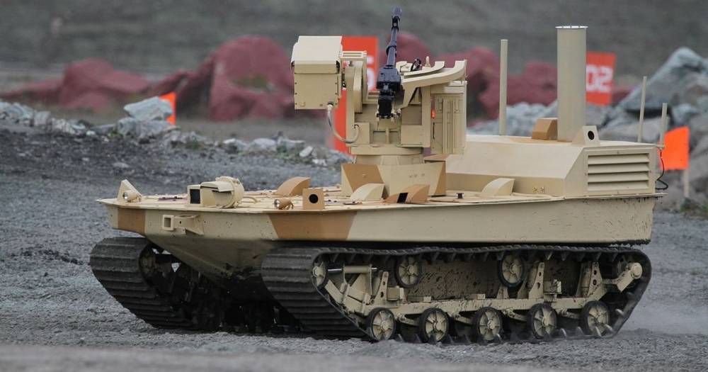 Войска получат пару новых боевых роботов