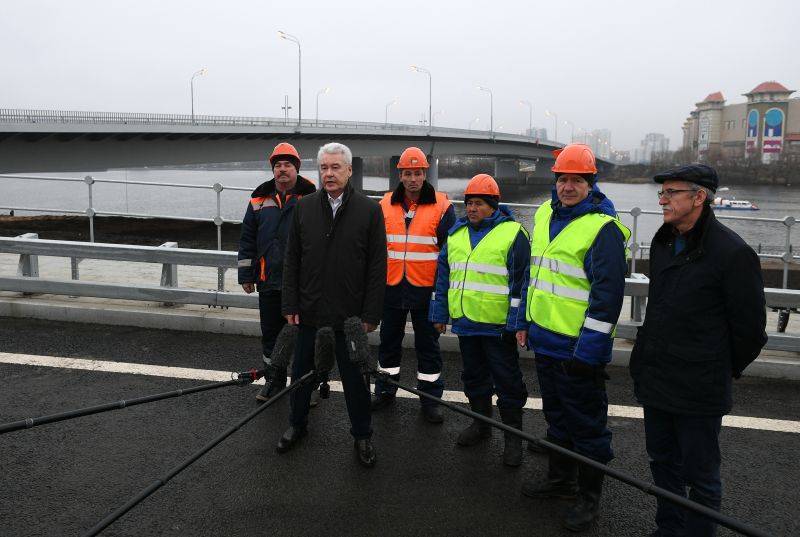 Собянин открыл мост через Кожуховский затон