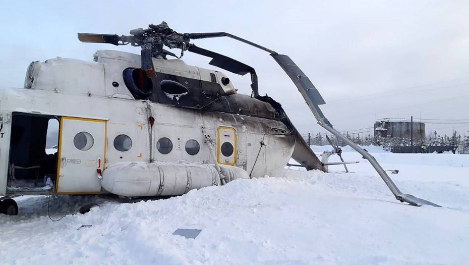 Число пострадавших при жесткой посадке вертолета в Красноярском крае выросло до 15