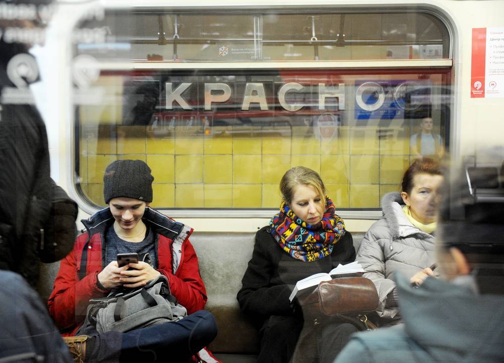 Названы десять причин, почему москвичам стоит пересесть с автомобиля на метро