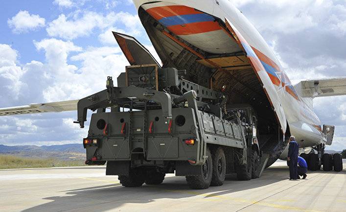 Bloomberg (США): Турция сохранит российские С-400 вопреки угрозе американских санкций