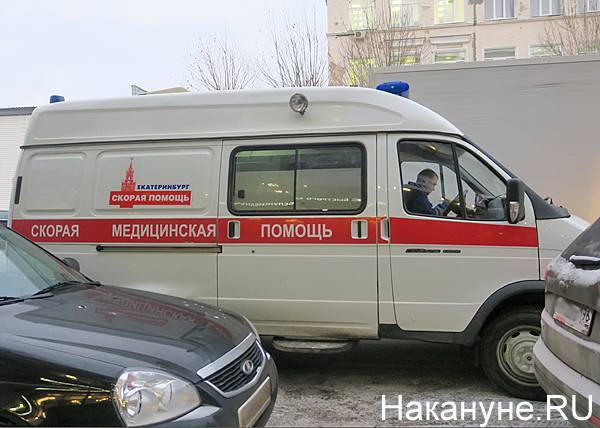 "Подкараулил за гаражами": в Екатеринбурге школьник напал на учительницу с ножом и молотком